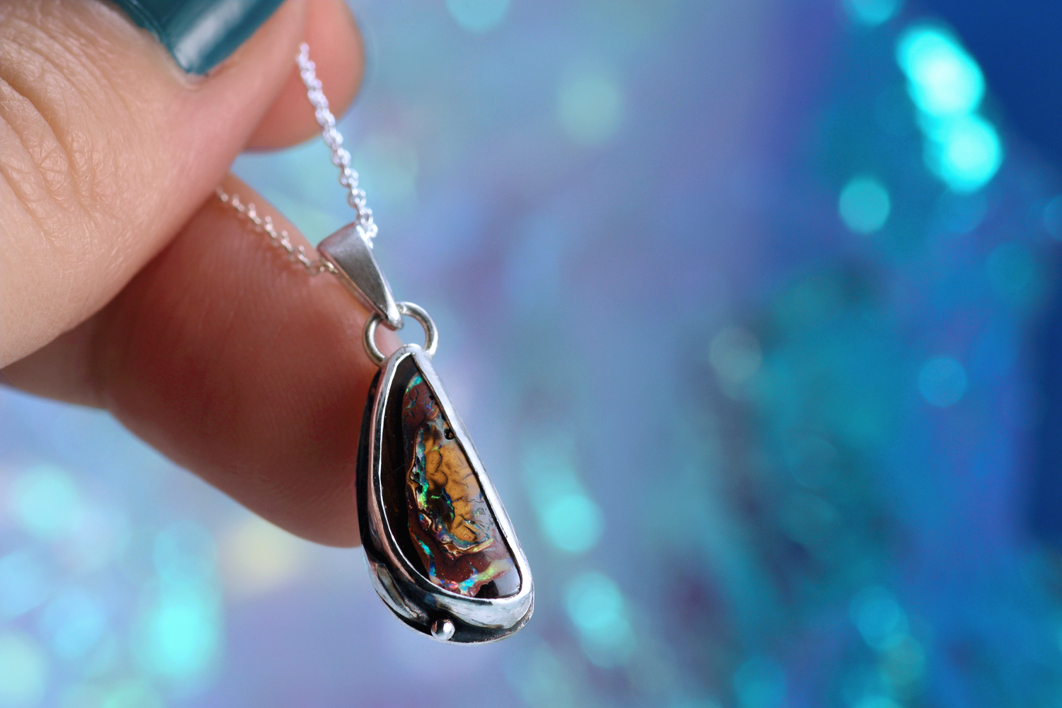 AURION Silberanhänger mit australischem Matrix Opal – Handgemachter, einzigartiger Anhänger