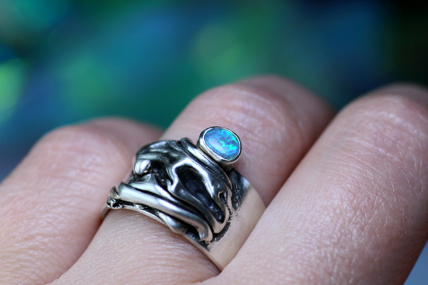 CORAL Opalring aus Silber 925 in kunstvollem Design · EU 57