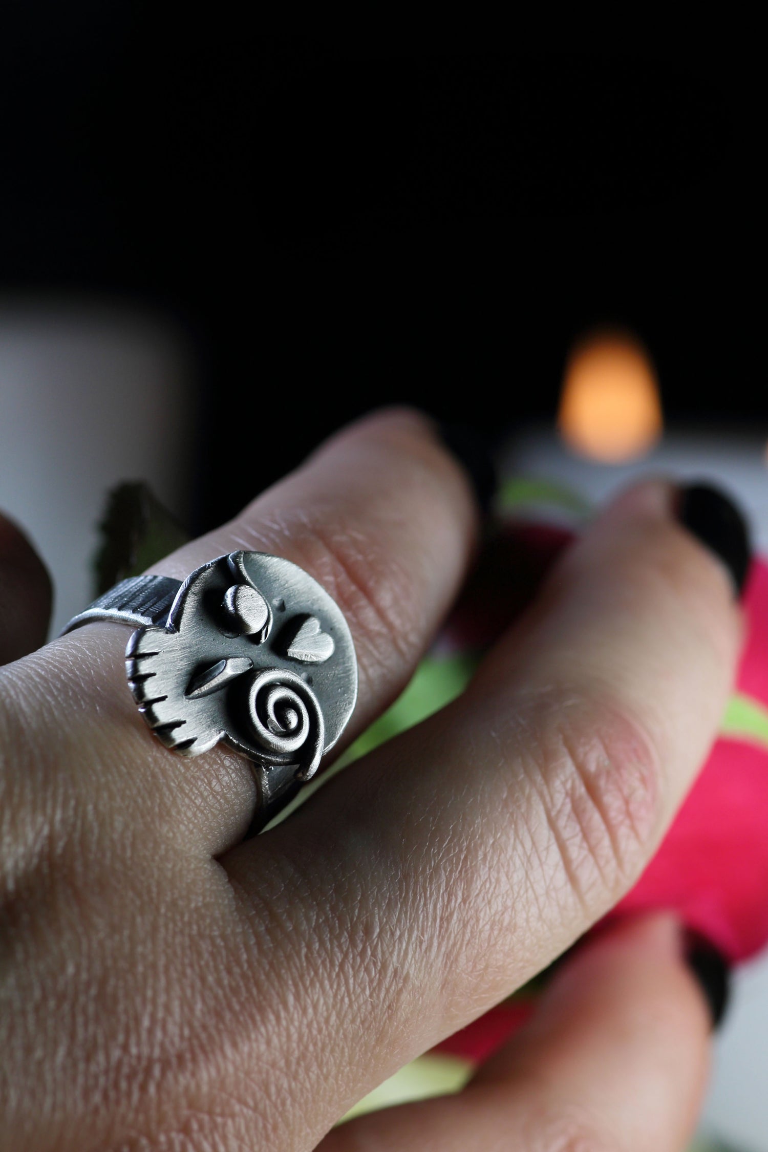 AMOR ETERNO Unikat Ring aus Silber 925 mit Totenkopf Maske · Dia de los Muertos