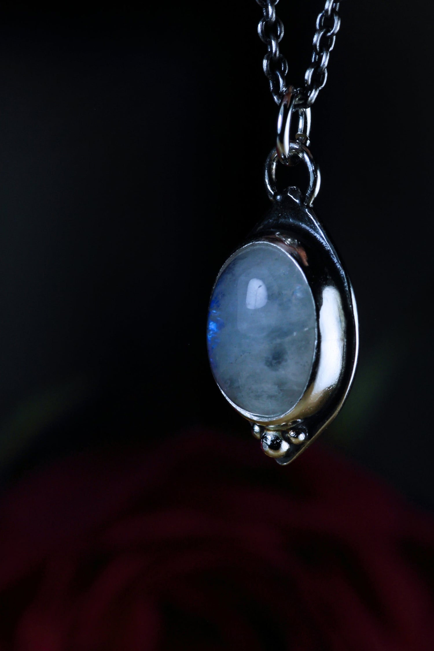 LUMINA Mondstein Anhänger aus 925 Silber · Licht der Seele · Dia de los Muertos