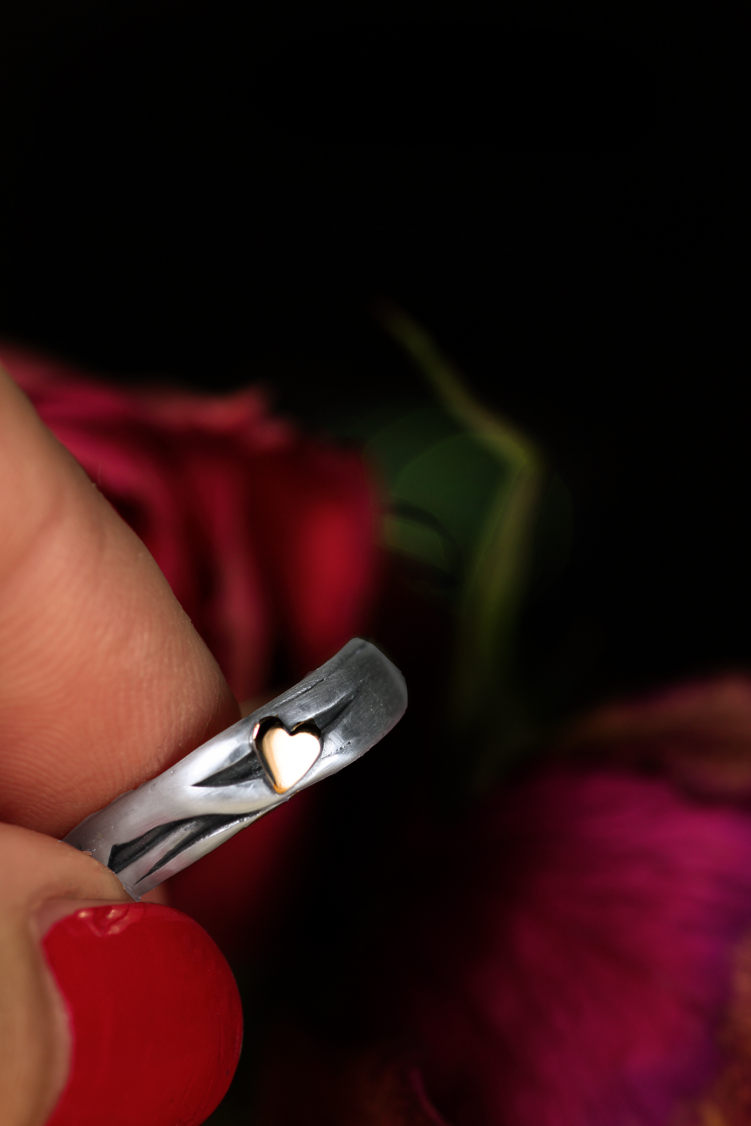 HERZ AUS GOLD Unikat Ring aus Silber 925 mit 18k Rosé Gold Heart · Ringgrösse EU 52