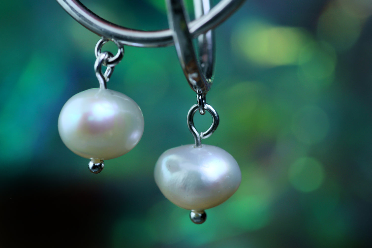 LUNA LACRIMA Silber-Creolen mit Perlen & Hammerschlag-Textur · Boho Silberohrringe · Handgemacht, einzigartig