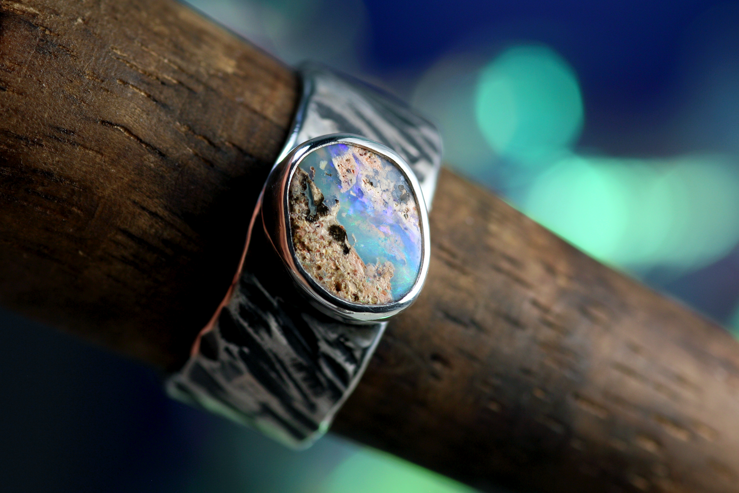 MARE IMMORTALE Boho Silberrring mit australischem Opal – Handgemachter, einzigartiger Unisex-Ring · Ringgrösse EU 59