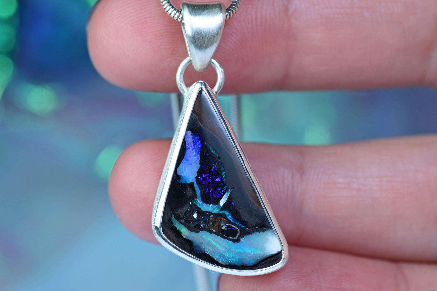 ARCANA MARINA Silberanhänger mit australischem Opal – Mystischer Silberschmuck