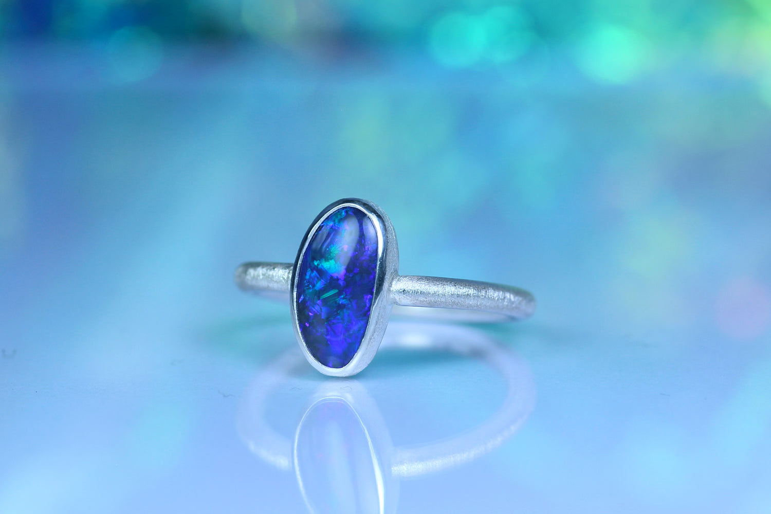 LUNA NOVA – Opal Silberring · EU 51 - 52