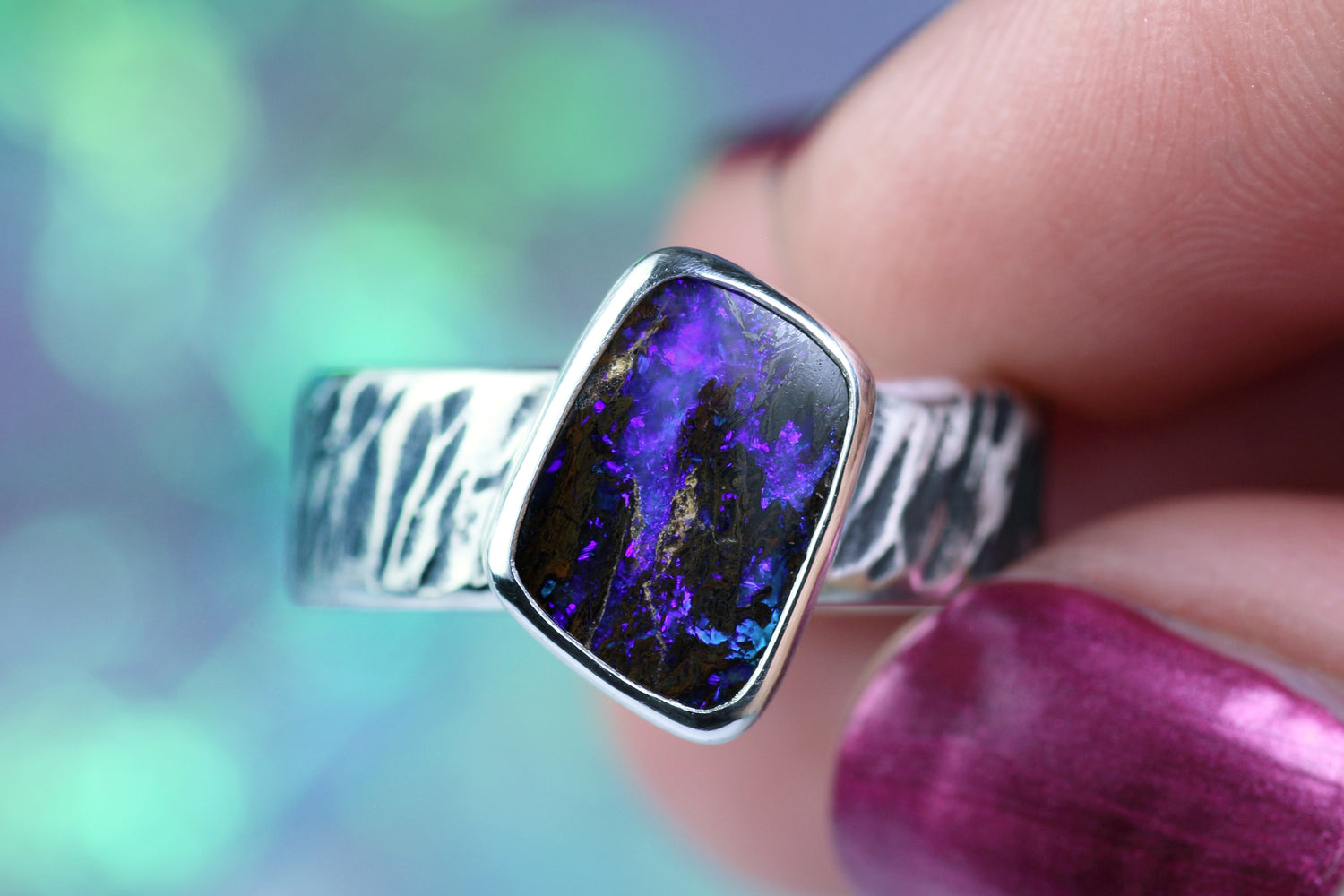 NAMIR INDIGO Silberring mit australischem Opal · EU 59