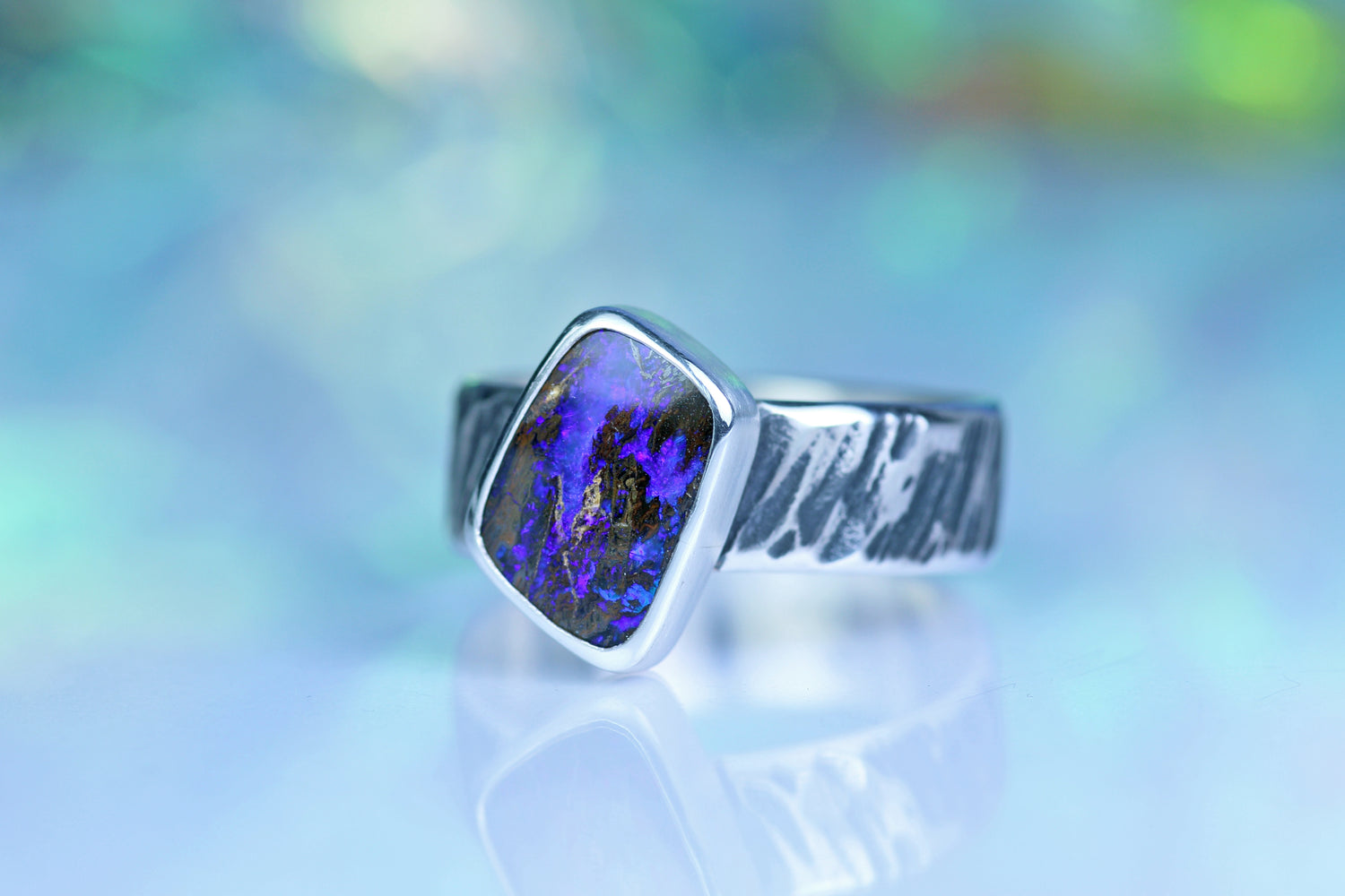 NAMIR INDIGO Silberring mit australischem Opal · EU 59