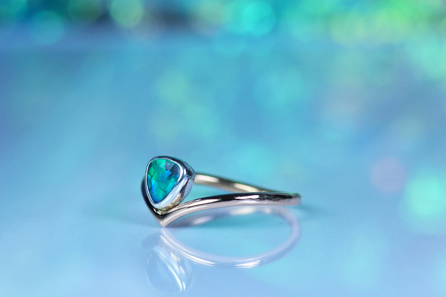 AURORA ETERNA Bicolor Ring in 18k Roségold mit Black Opal in Silber · EU 50 - 51