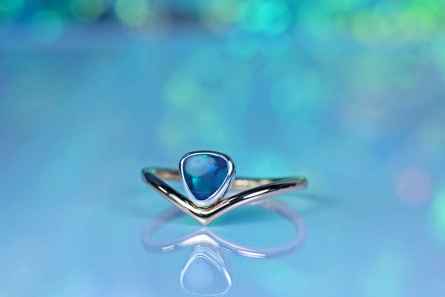 AURORA ETERNA Bicolor Ring in 18k Roségold mit Black Opal in Silber · EU 50 - 51
