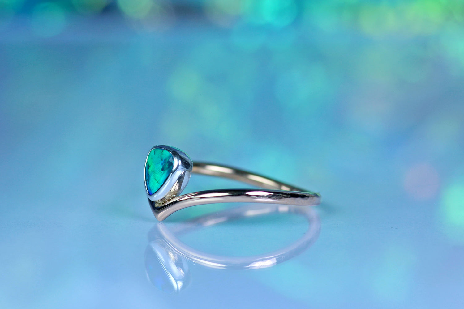 AURORA ETERNA Bicolor Ring in 18k Roségold mit Black Opal in Silber · EU 50 - 51