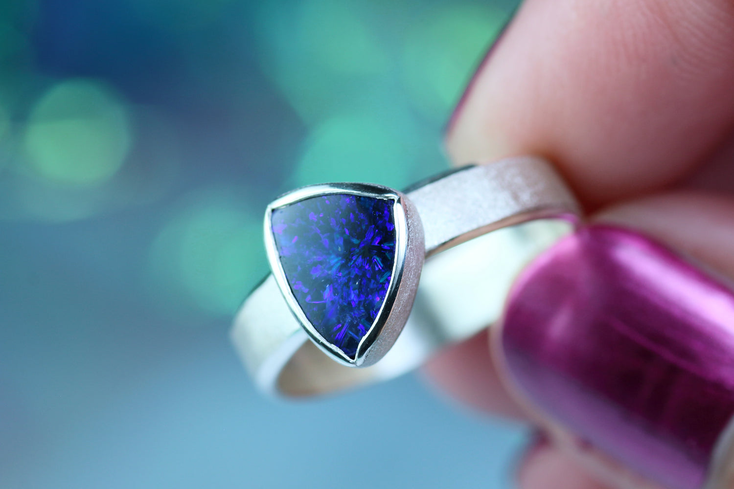 STELLA OBSCURA Silberring mit australischem Opal – Ringgrösse EU 57