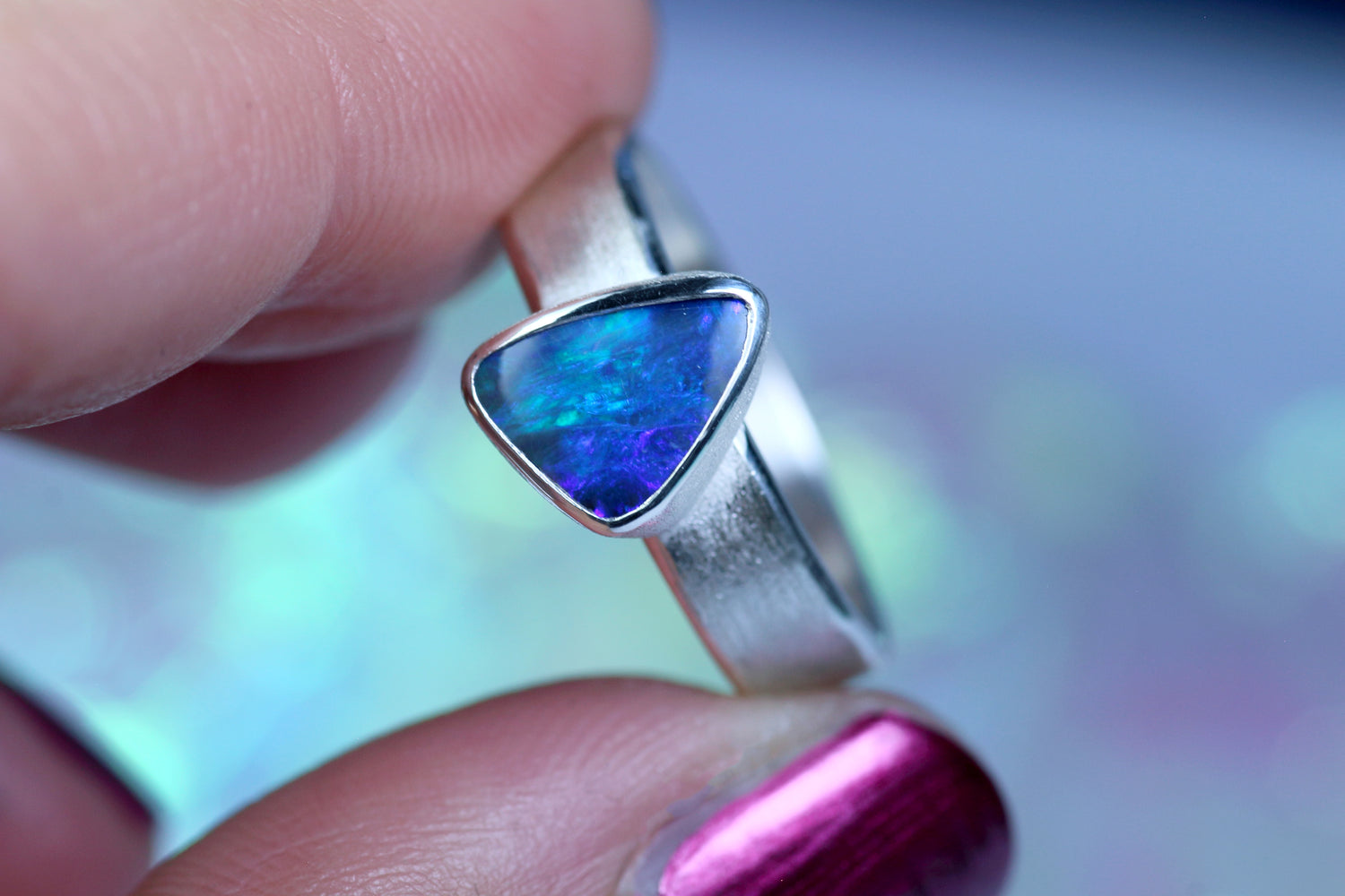 MARIS ASTRALIS Silberring mit Australischem Opal · EU 58