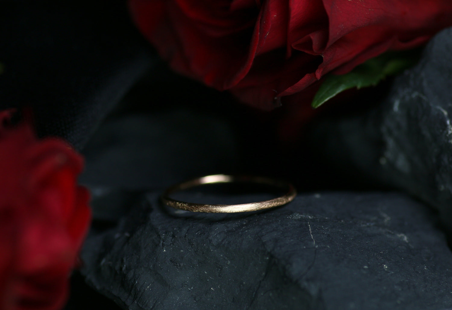 AURORA Ring aus Rosé Gold 18k mit Satin Finish