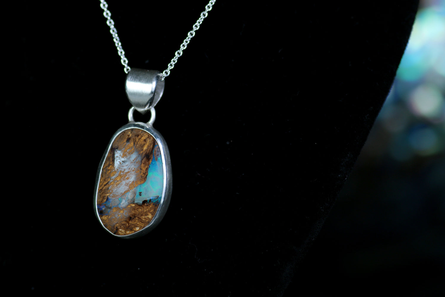 AVALON Anhänger • Designer Silberanhänger 925 mit australischem Matrixopal · Unikat