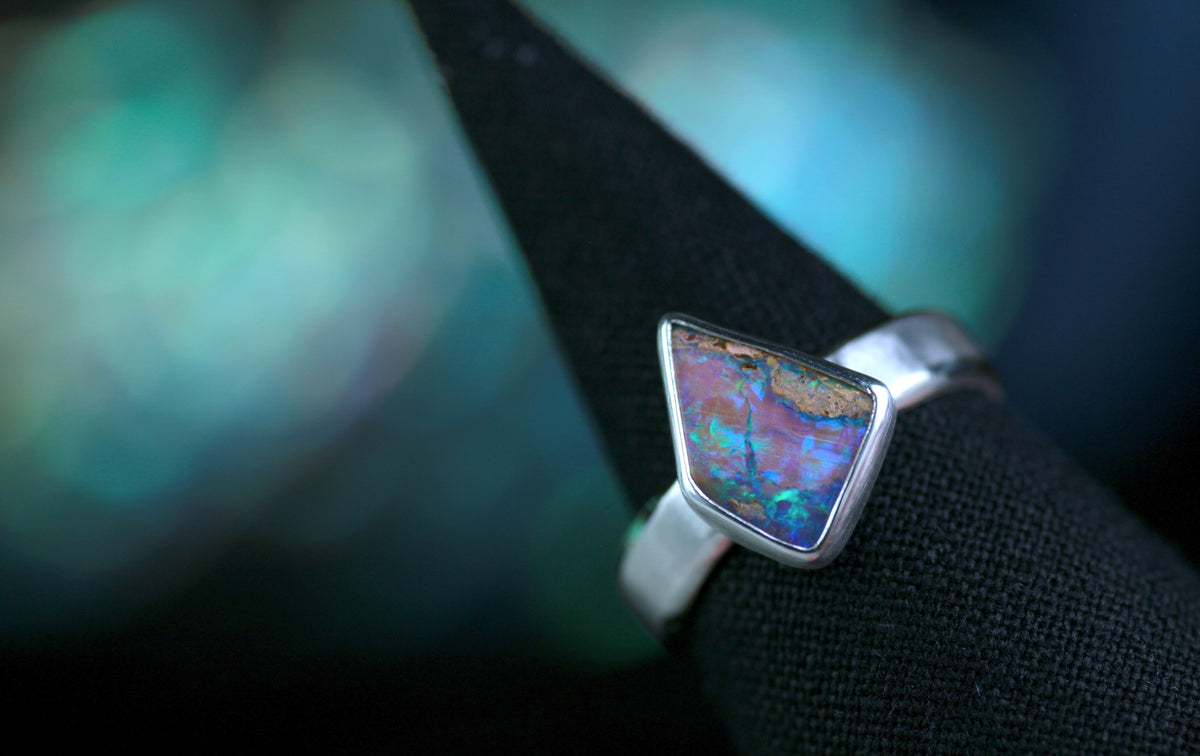 CALISTA • Designer Silberring 925 mit australischem Opal · Unikat