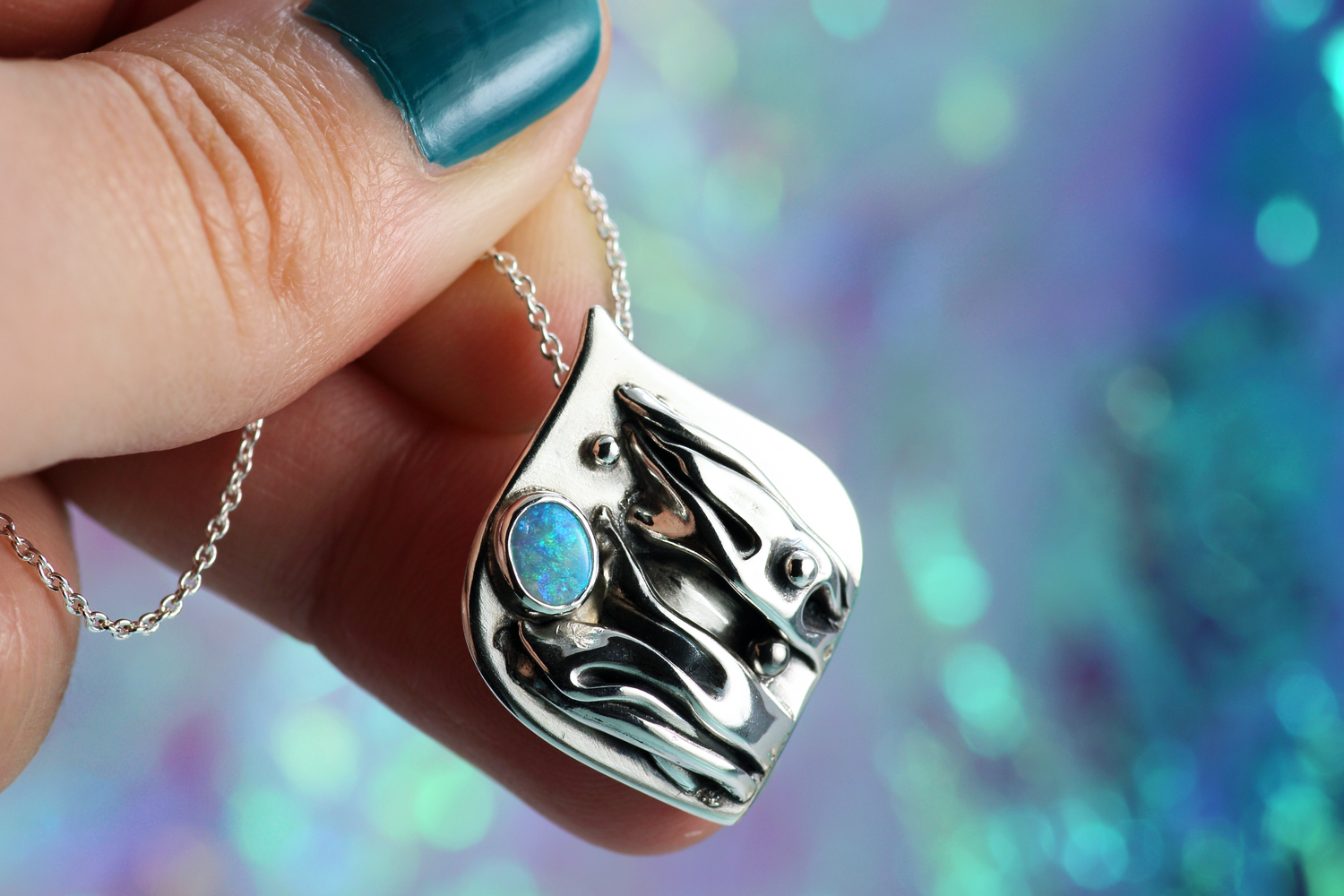 OASIS Silberanhänger mit grünblauem Lightning Ridge Opal