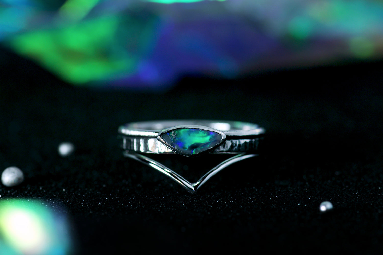 AURORA Bezaubernder Opalring aus Silber 925 · Ringgrösse EU 57 · Unikat