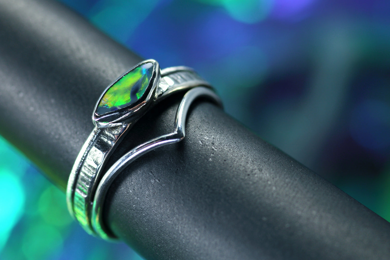 AURORA Bezaubernder Opalring aus Silber 925 · Ringgrösse EU 57 · Unikat