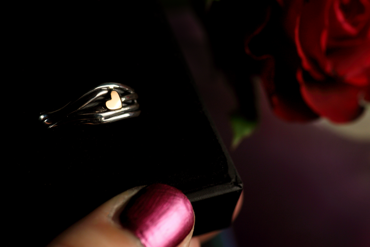 HERZ AUS GOLD INFINITY Unikat Ring aus Silber 925 mit 18k Rosé Gold · Ringgrösse EU 53