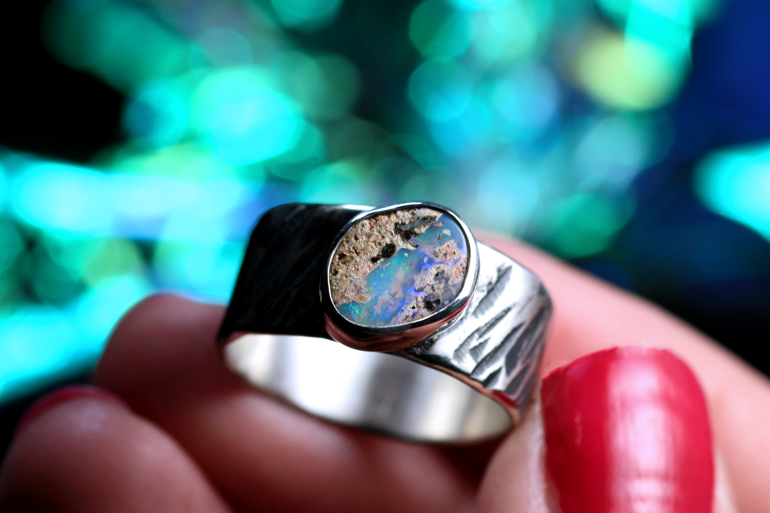 MARE IMMORTALE Boho Silberrring mit australischem Opal – Handgemachter, einzigartiger Unisex-Ring · Ringgrösse EU 59