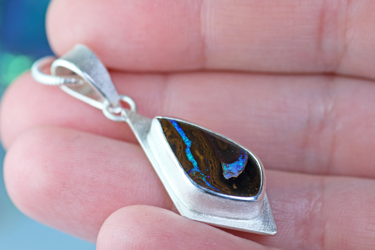 ARCANA LAGUNA Silberanhänger mit australischem Opal – Mystischer Silberschmuck