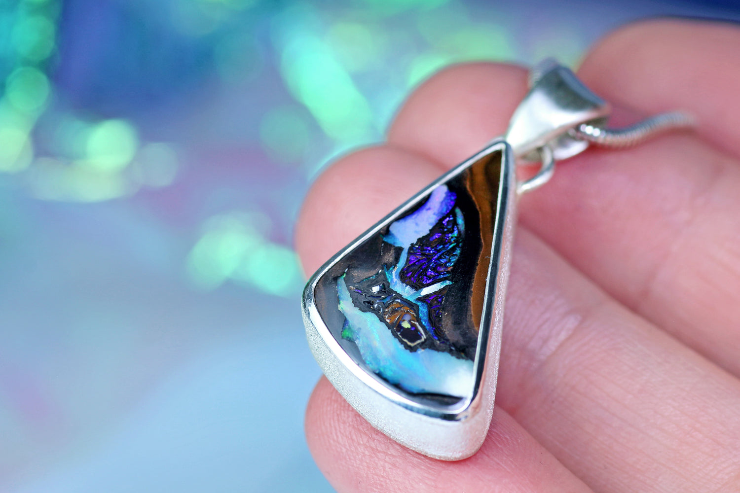 ARCANA MARINA Silberanhänger mit australischem Opal – Mystischer Silberschmuck