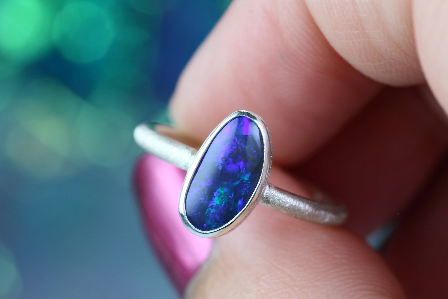 LUNA NOVA – Opal Silberring · EU 51 - 52