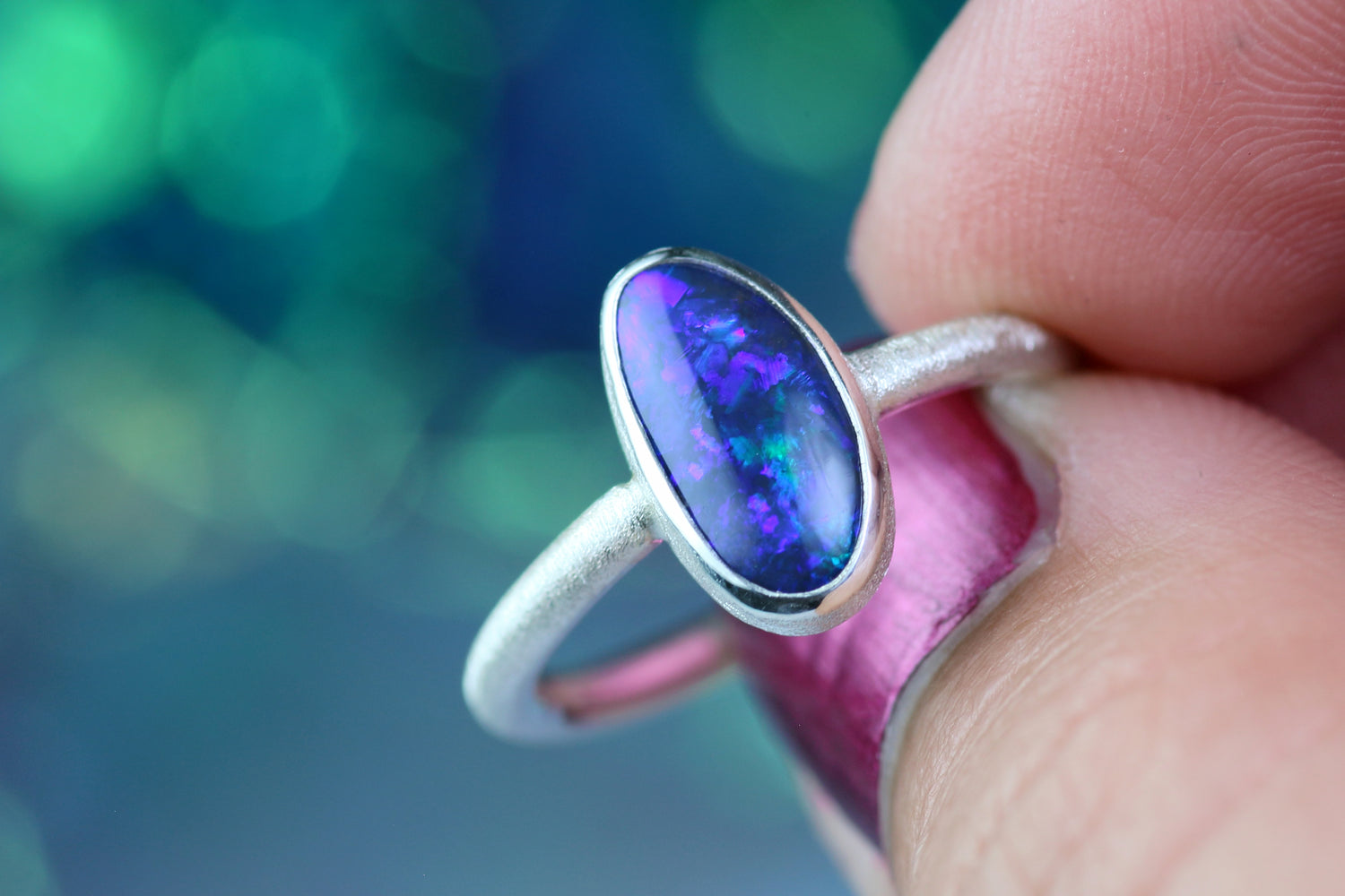 LUNA NOVA – Opal Silberring · EU 51 - 52