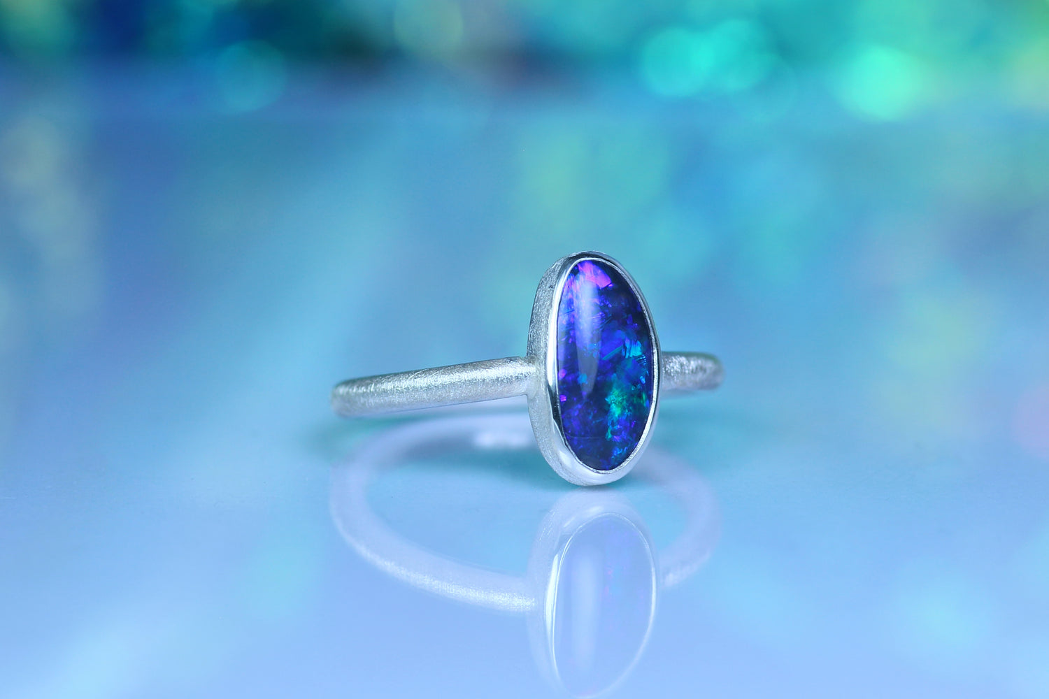 LUNA NOVA – Opal Silberring · EU 51 - 52