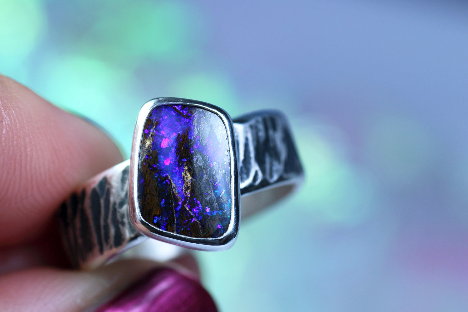 NAMIR INDIGO Silberring mit australischem Opal · EU 59