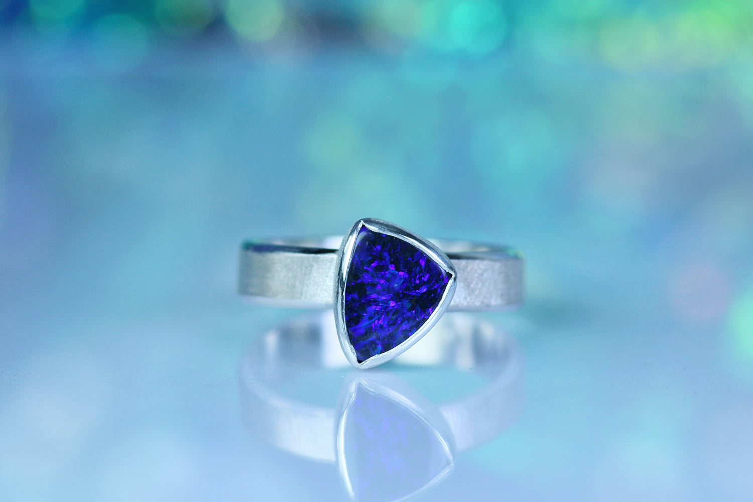 STELLA OBSCURA Silberring mit australischem Opal – Ringgrösse EU 57