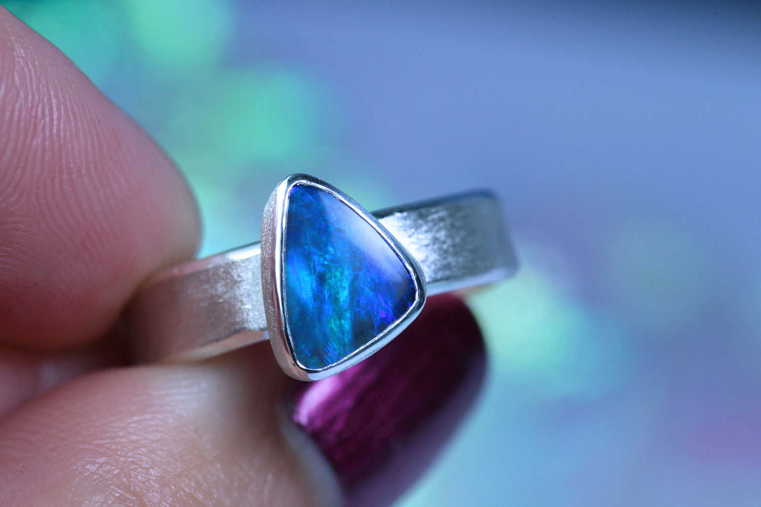 MARIS ASTRALIS Silberring mit Australischem Opal · EU 58