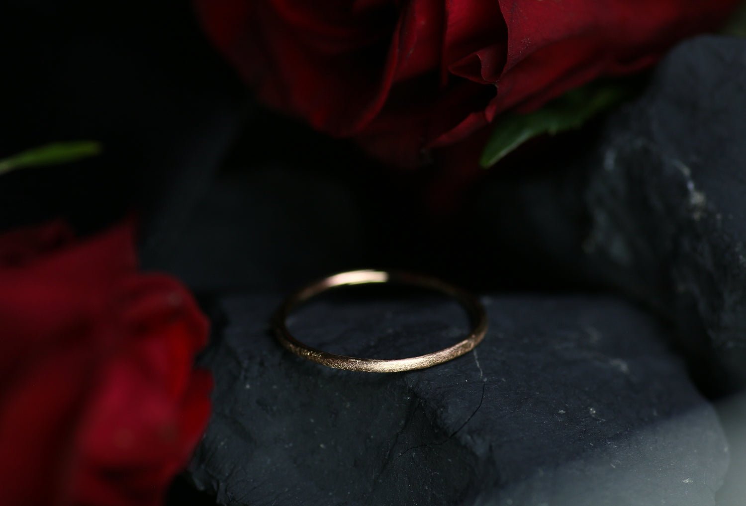 AURORA Ring aus Rosé Gold 18k mit Satin Finish