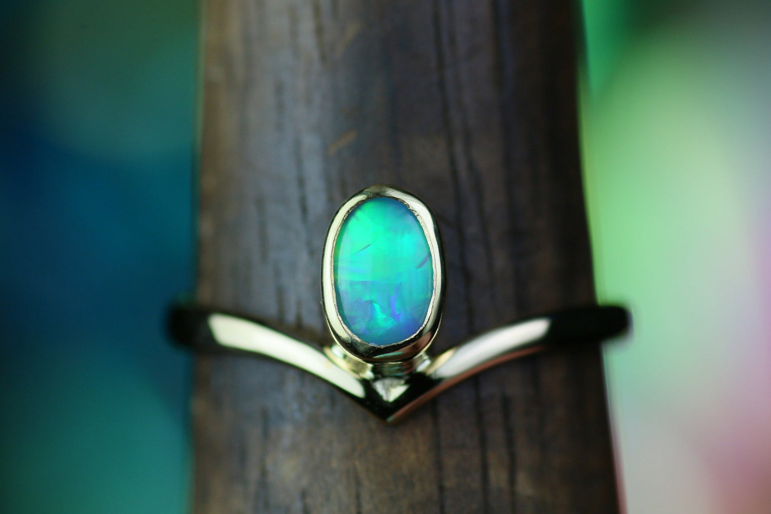 AUREA LAGUNA Opalring aus 18K Gelbgold · Ringgrösse EU 50