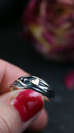 Handgefertigter Infinity Ring aus 925 Sterling Silber mit Herz aus 18K Roségold