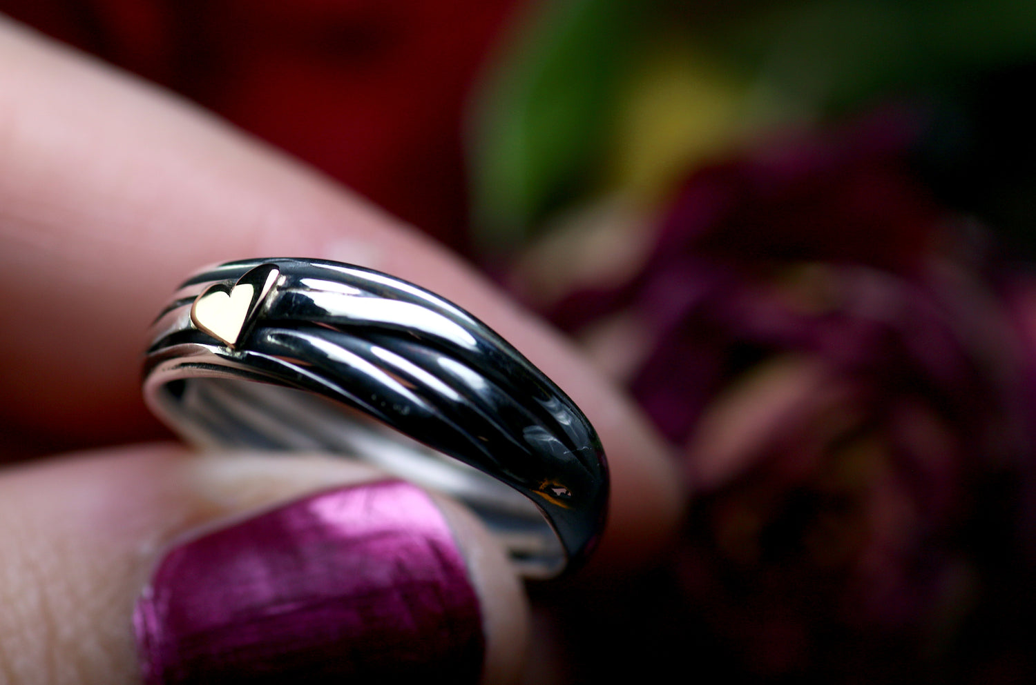 HERZ AUS GOLD INFINITY Unikat Ring aus Silber 925 mit 18k Rosé Gold Herz · Ringgrösse EU 60