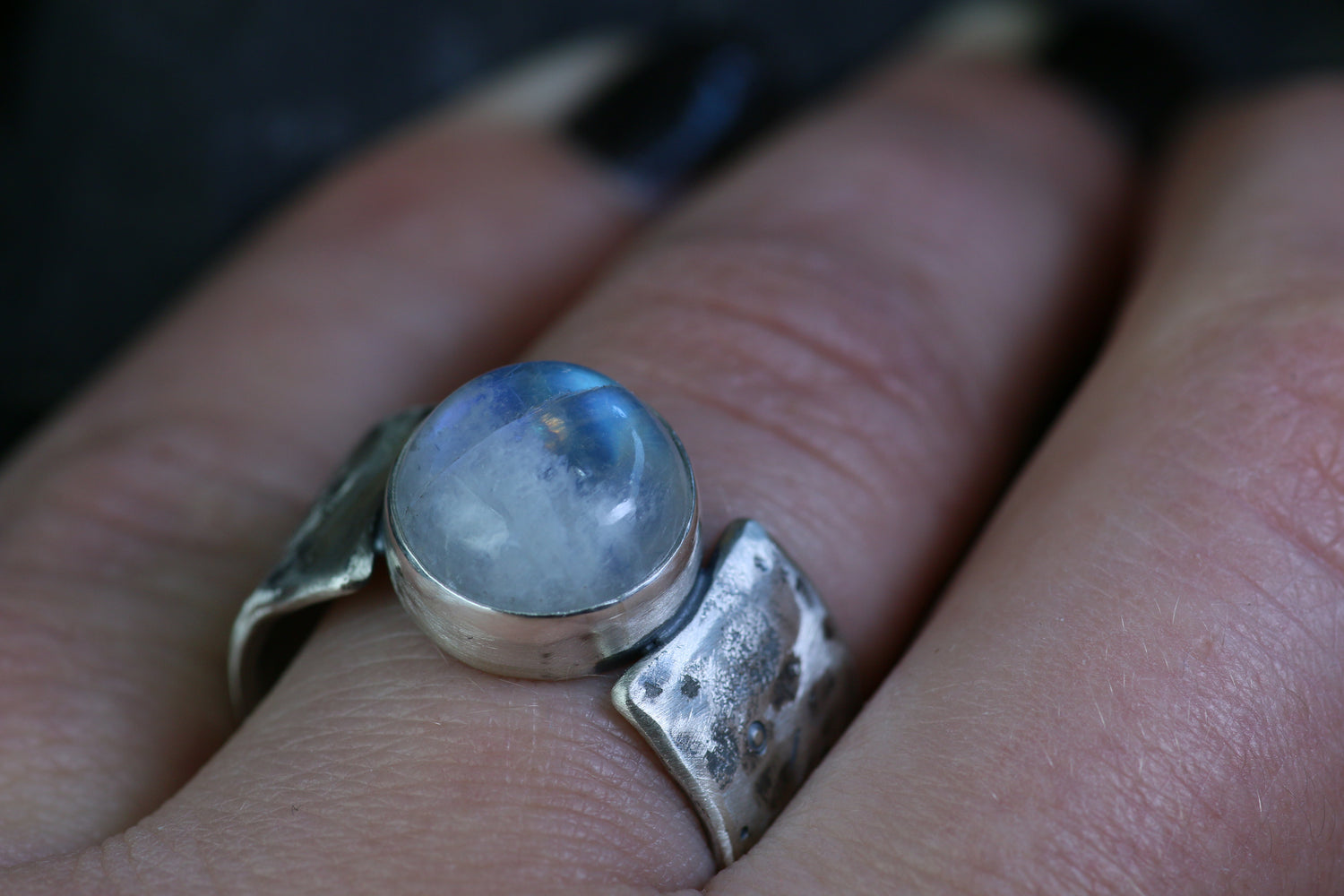 LUNA SELENA Moonstone Ring · One-of-a-kind in Sterling Silver 925