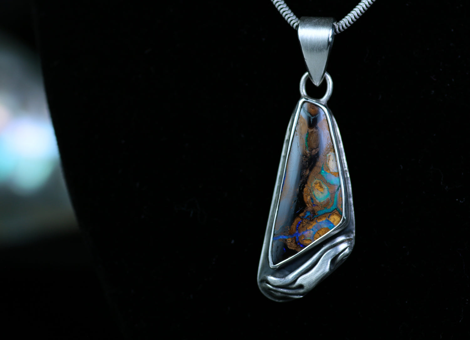 ITHAKA Anhänger • Designer Silberanhänger 925 mit australischem Matrixopal · Unikat