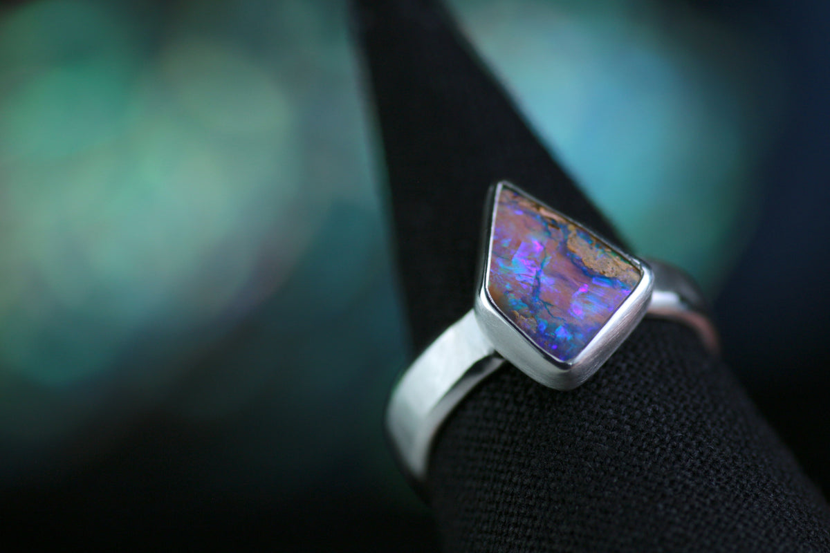 CALISTA • Designer Silberring 925 mit australischem Opal · Unikat