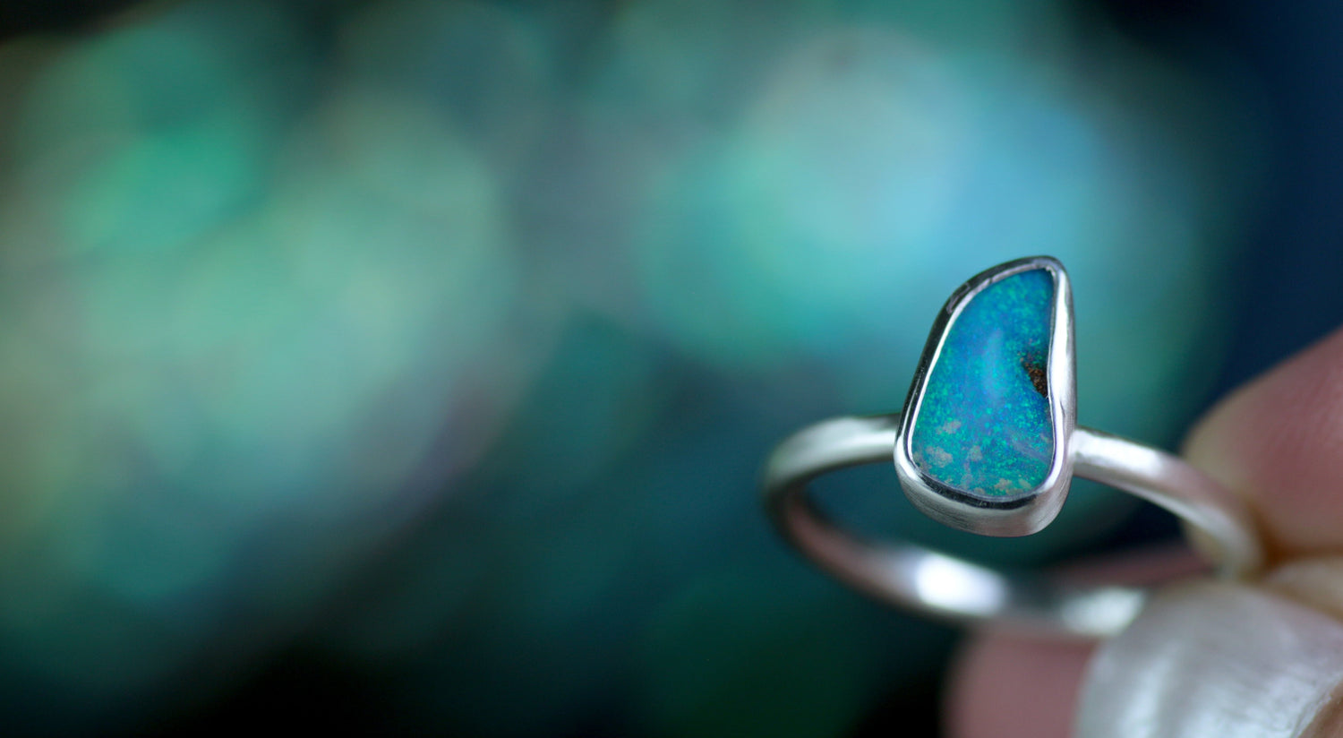 MAREA Ring • Designer Silberring 925 mit australischem Opal · Ringgrösse EU 57