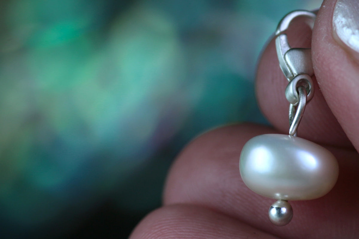 PERLA Charm • Silberanhänger aus 925 Silber mit echter Perle