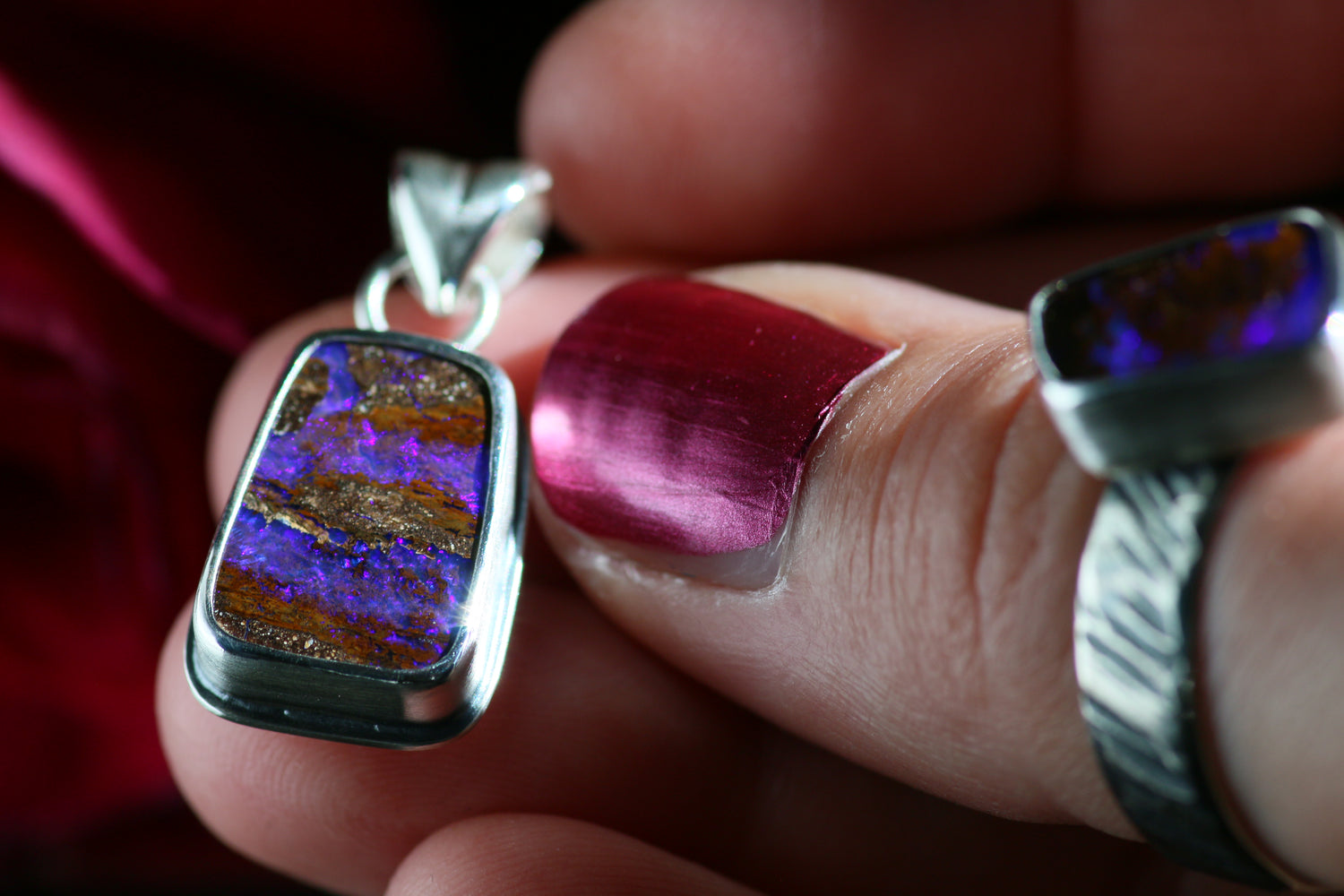 OBRYX PURPURA Silberanhänger mit australischem Opal