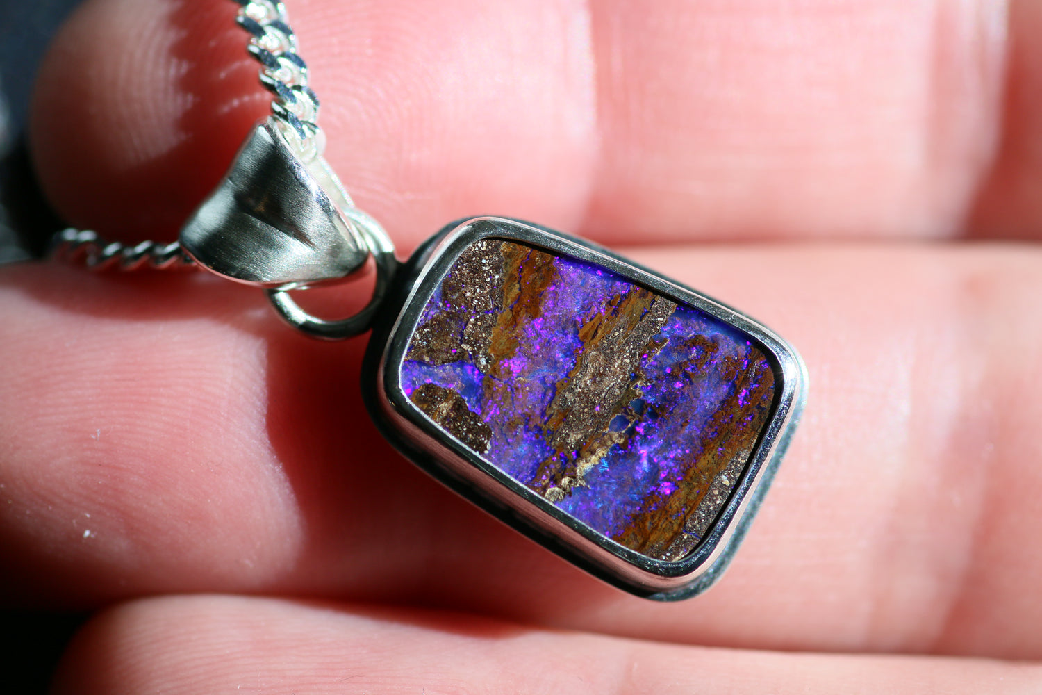 OBRYX PURPURA Silberanhänger mit australischem Opal