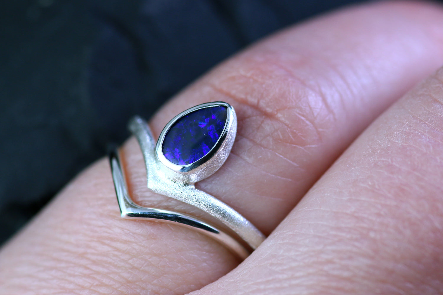 LACRIMA INDIGO Black Opal Ring aus Silber 925 · Ringgrösse EU 50 - 51