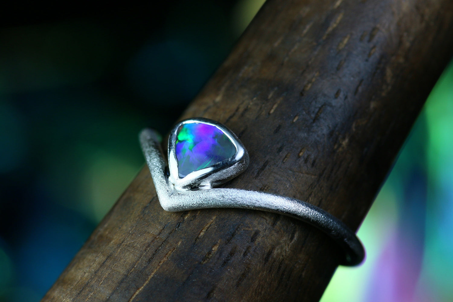 AURALIS Wunderschöner Opal Silberring · Grösse EU 55