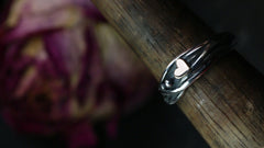 Handgefertigter Infinity Ring aus 925 Sterling Silber mit Herz aus 18K Roségold
